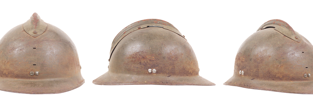 Dinas Damkar Penajam Paser Utara Bantu Tabrakan Kendaraan di Pelabuhan